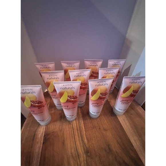 11 Avon Naturals Juicy Pomegranate & Mango Hand Gel 2.5 fl oz NEW Lot Of 11 - Picture 2 of 5